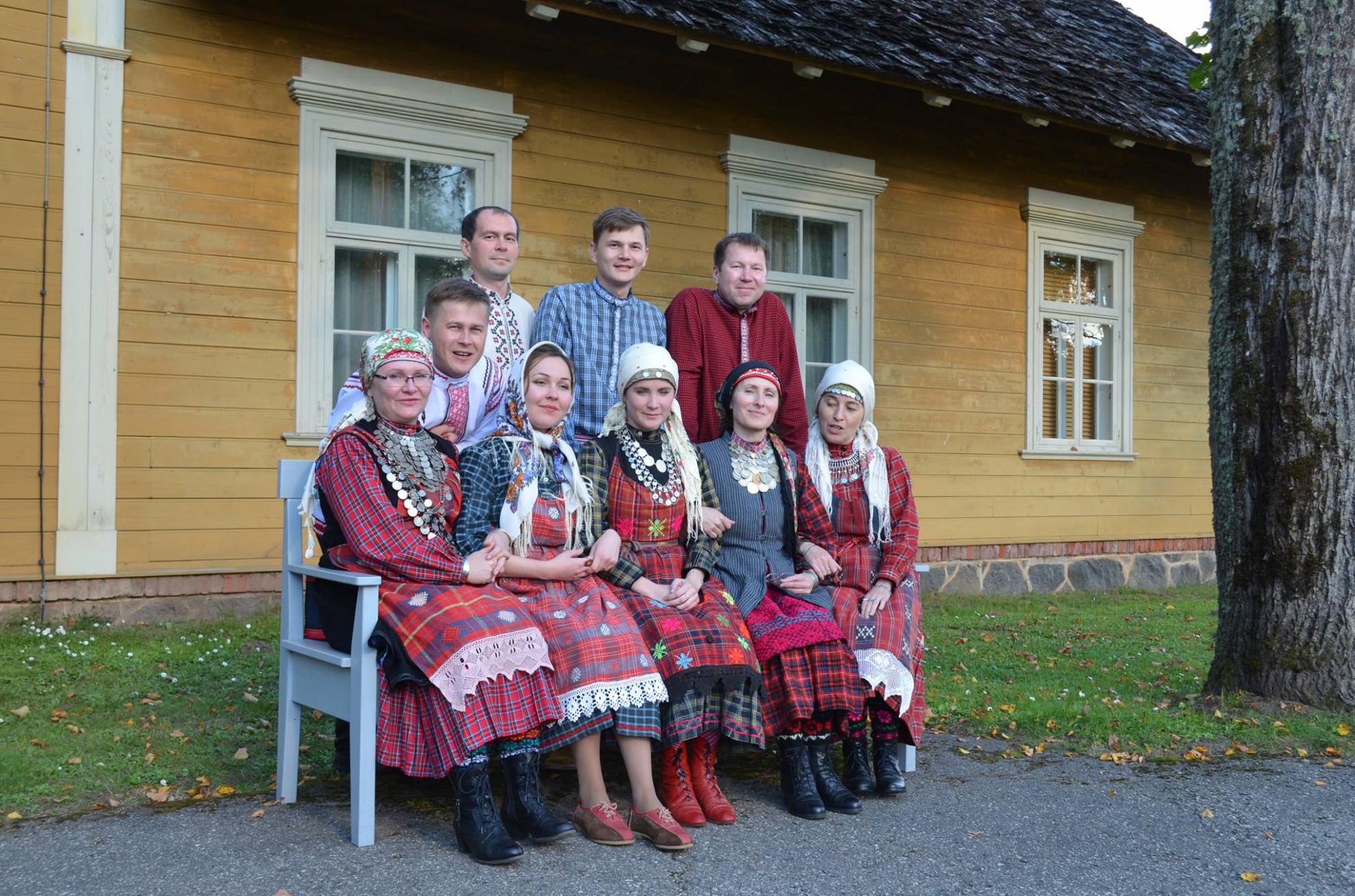 Folklooriansambel Jumšan gur Lätis Turaidas 27. septembril 2015