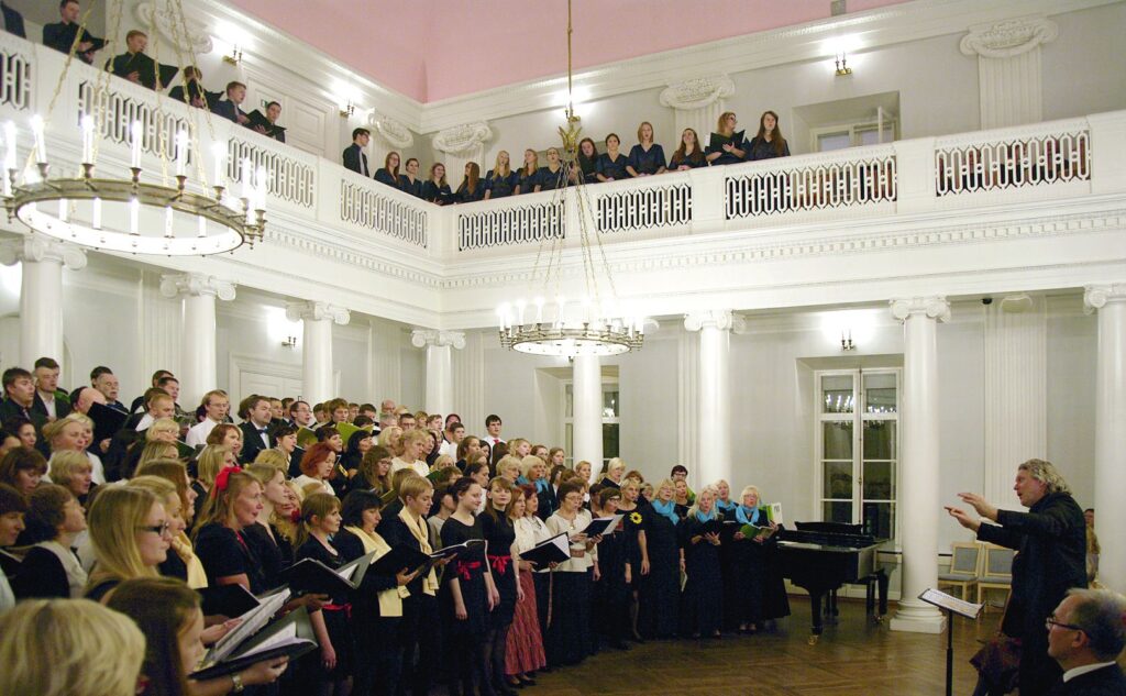 III Tartu Segakooride Laulupaev 2014 045